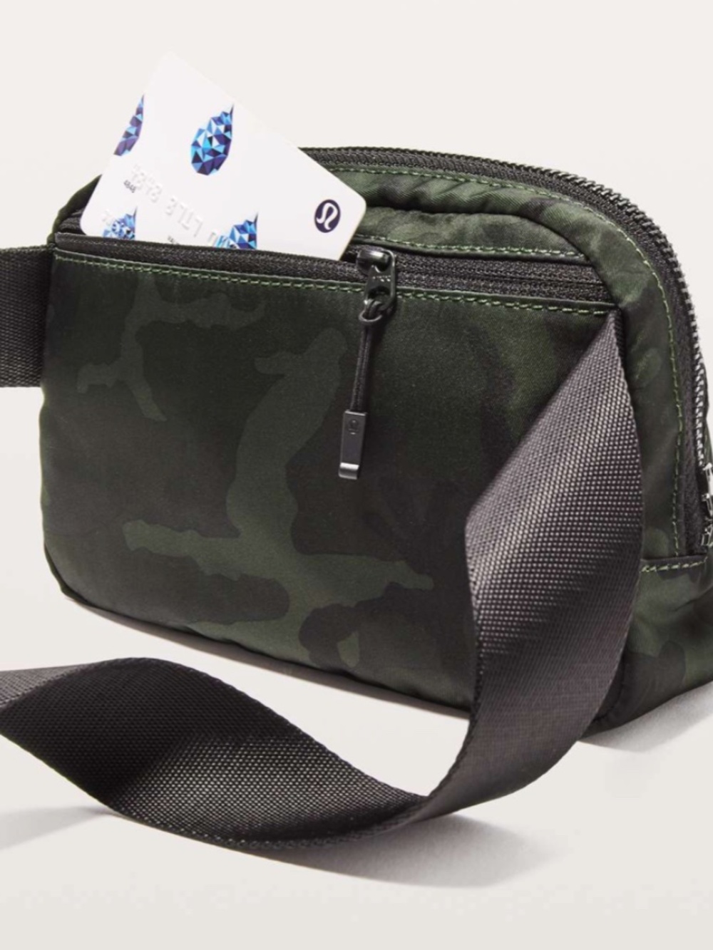 Lululemon Everywhere Belt Bag *1L Woodland Camo Gator Green Dark Olive / Black - Picture 2 of 6